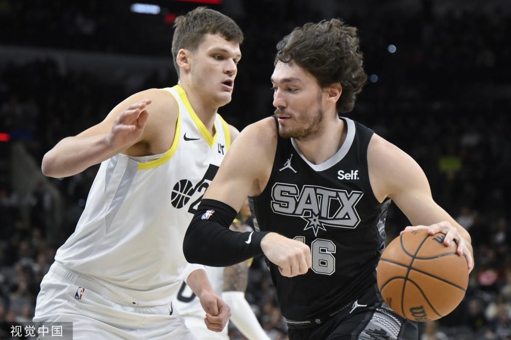 中得以展现 中得以展现